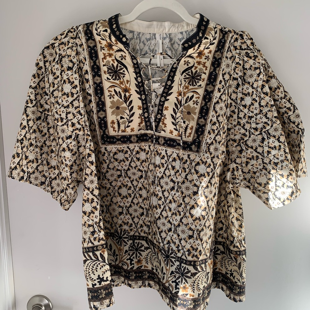 NWOT Anthropologie Black and Cream Blouse Chic Top